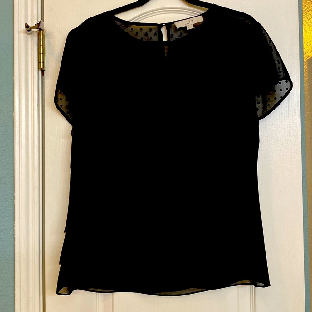 Short sleeve black LOFT size M